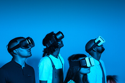 拡張現実 XR 応用（AR / VR / MR 統合ソリューション）